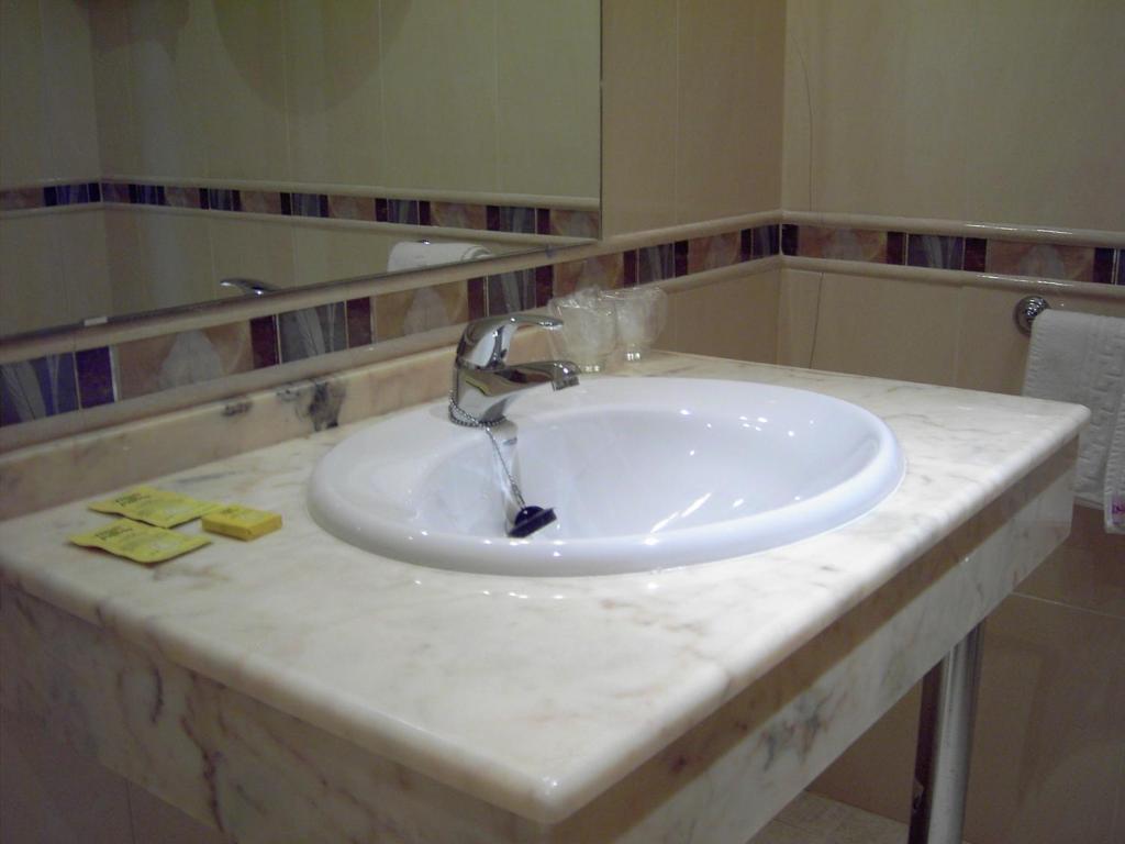 Hostal Centro Toledo Szoba fotó