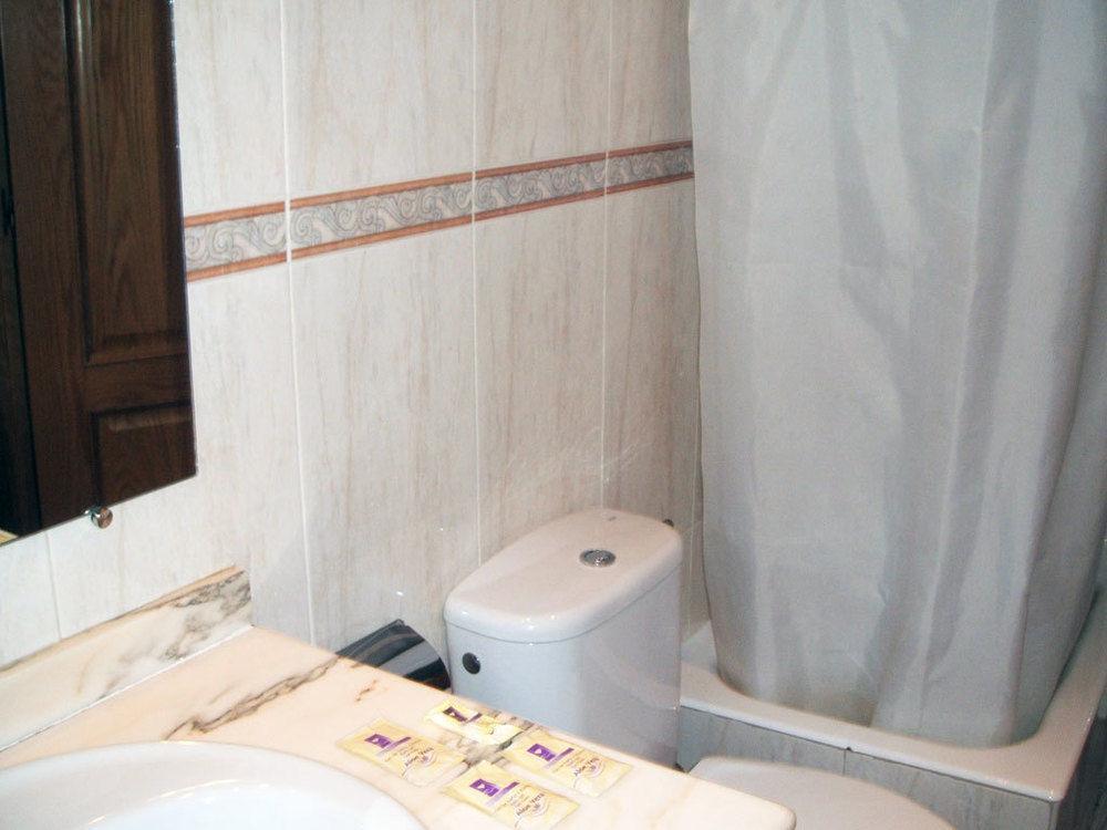 Hostal Centro Toledo Kültér fotó